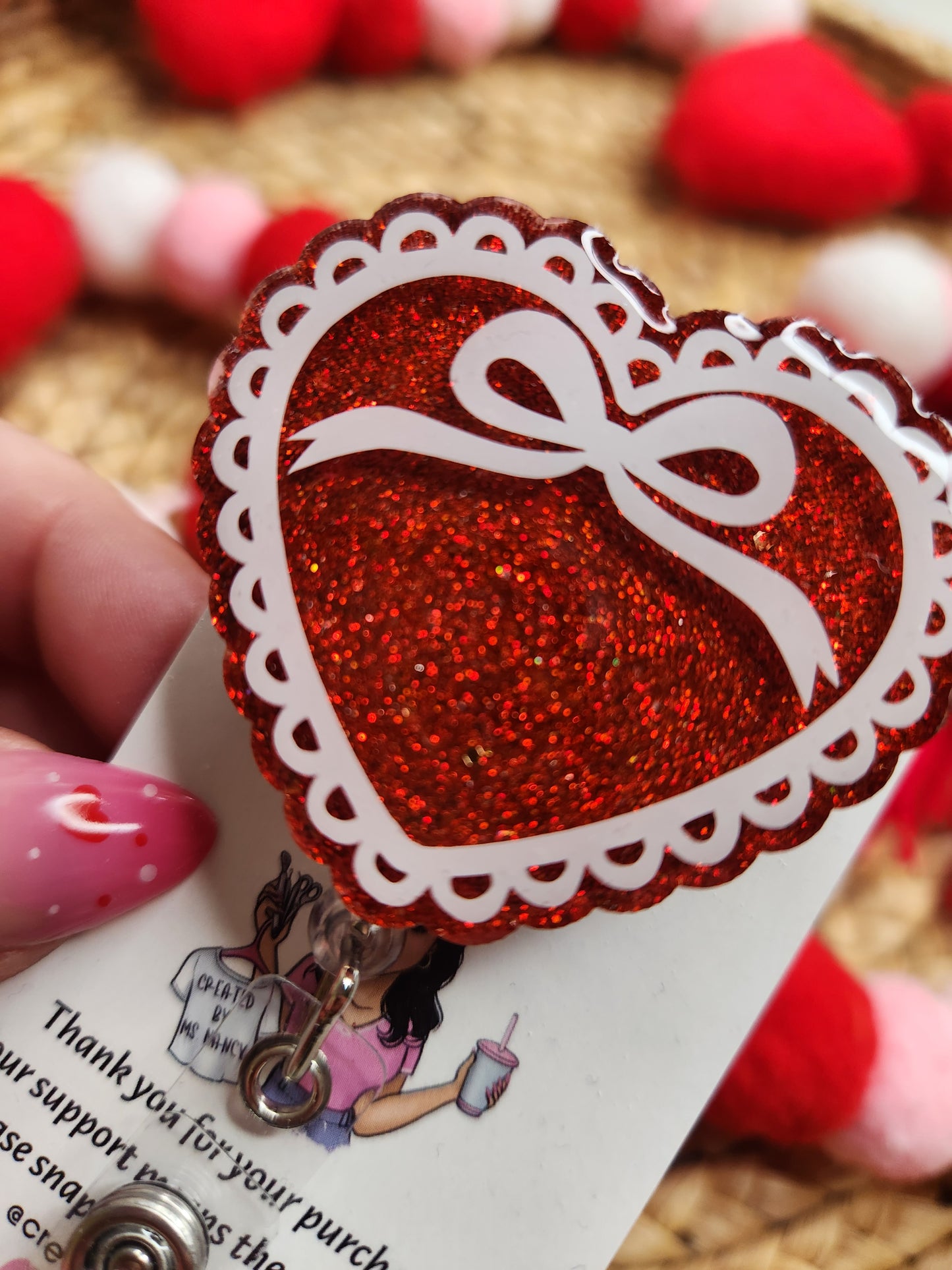 Scalloped Heart Badge Reel