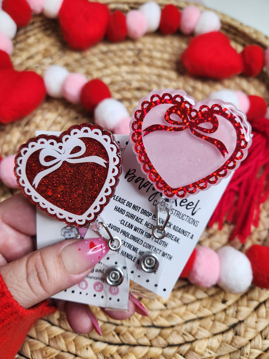 Scalloped Heart Badge Reel